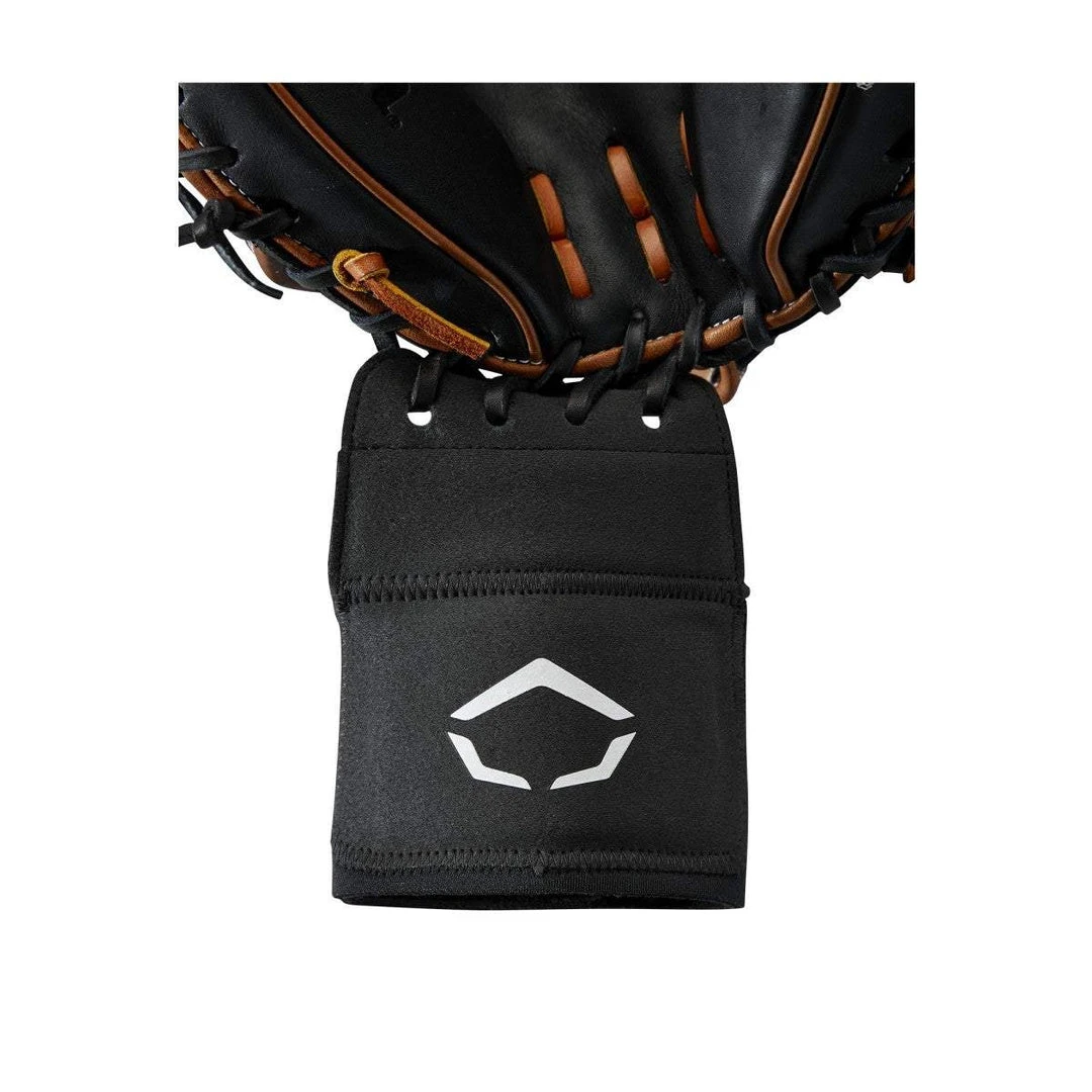 Accessories EvoShield Catcher's Wrist Guard: WB5714001 4 Accessories EvoShield Catcher's Wrist Guard: WB5714001