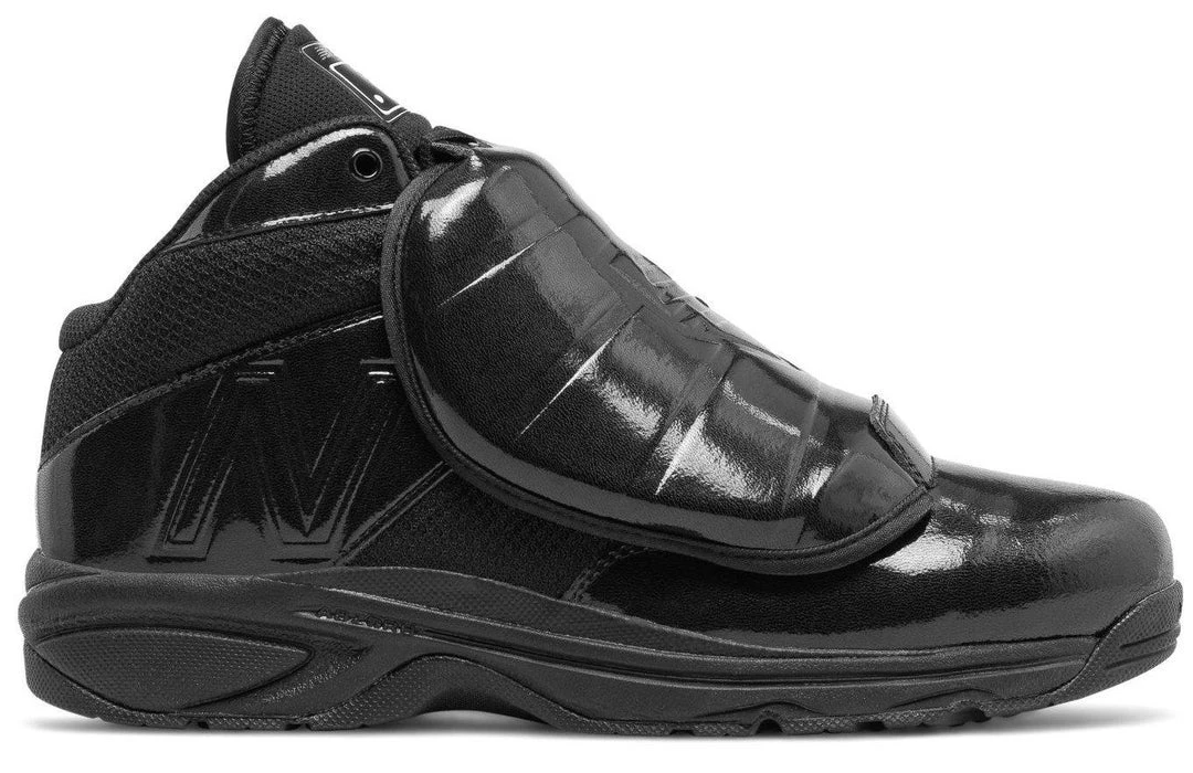New Balance Men's Umpire Home Plate Shoe: MU460V3 3 New Balance Men's Umpire Home Plate Shoe: MU460V3